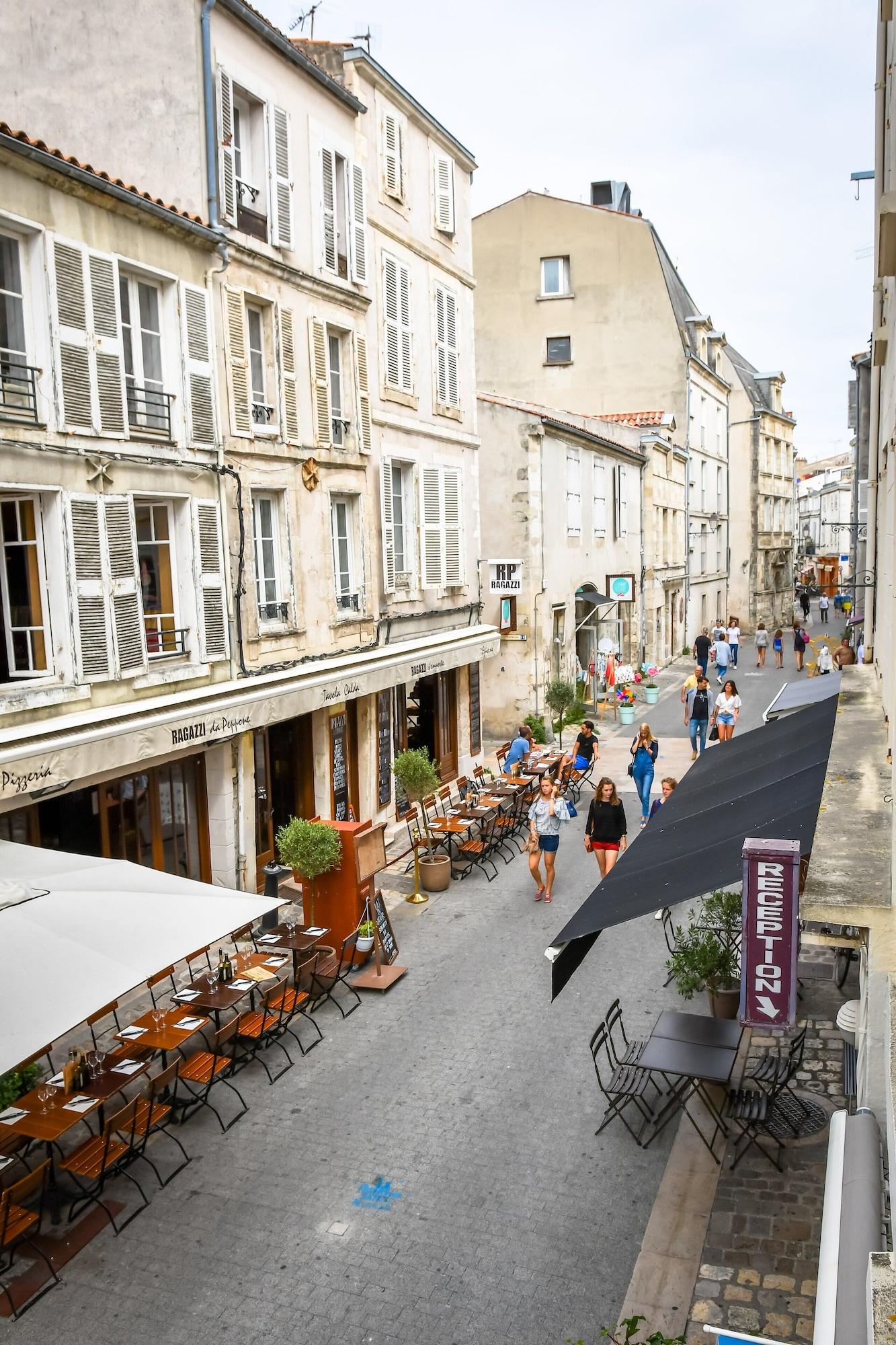 Hotel Le Bord'O Vieux Port ลาโรแชล ภายนอก รูปภาพ