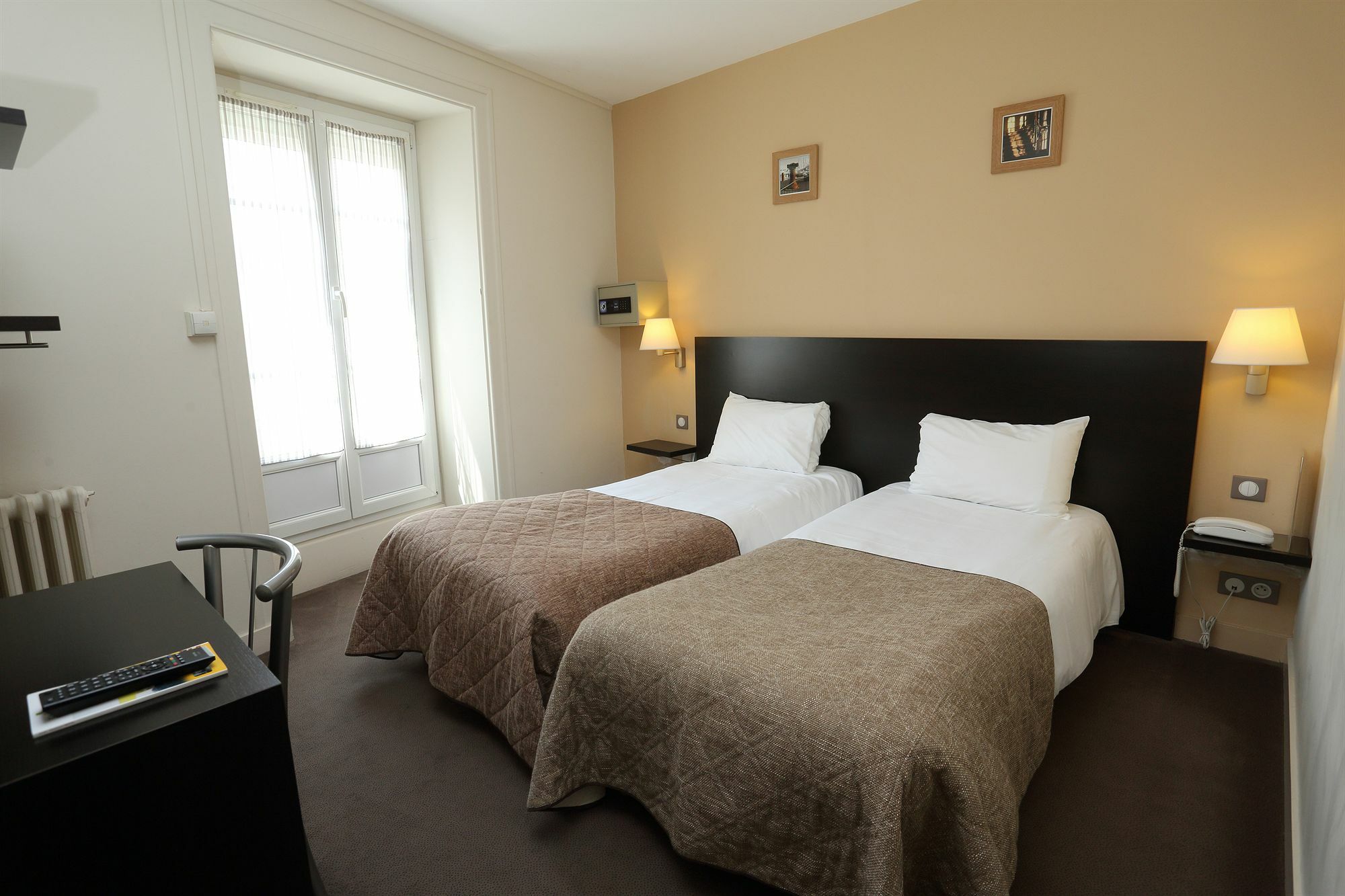 Hotel Le Bord'O Vieux Port ลาโรแชล ภายนอก รูปภาพ