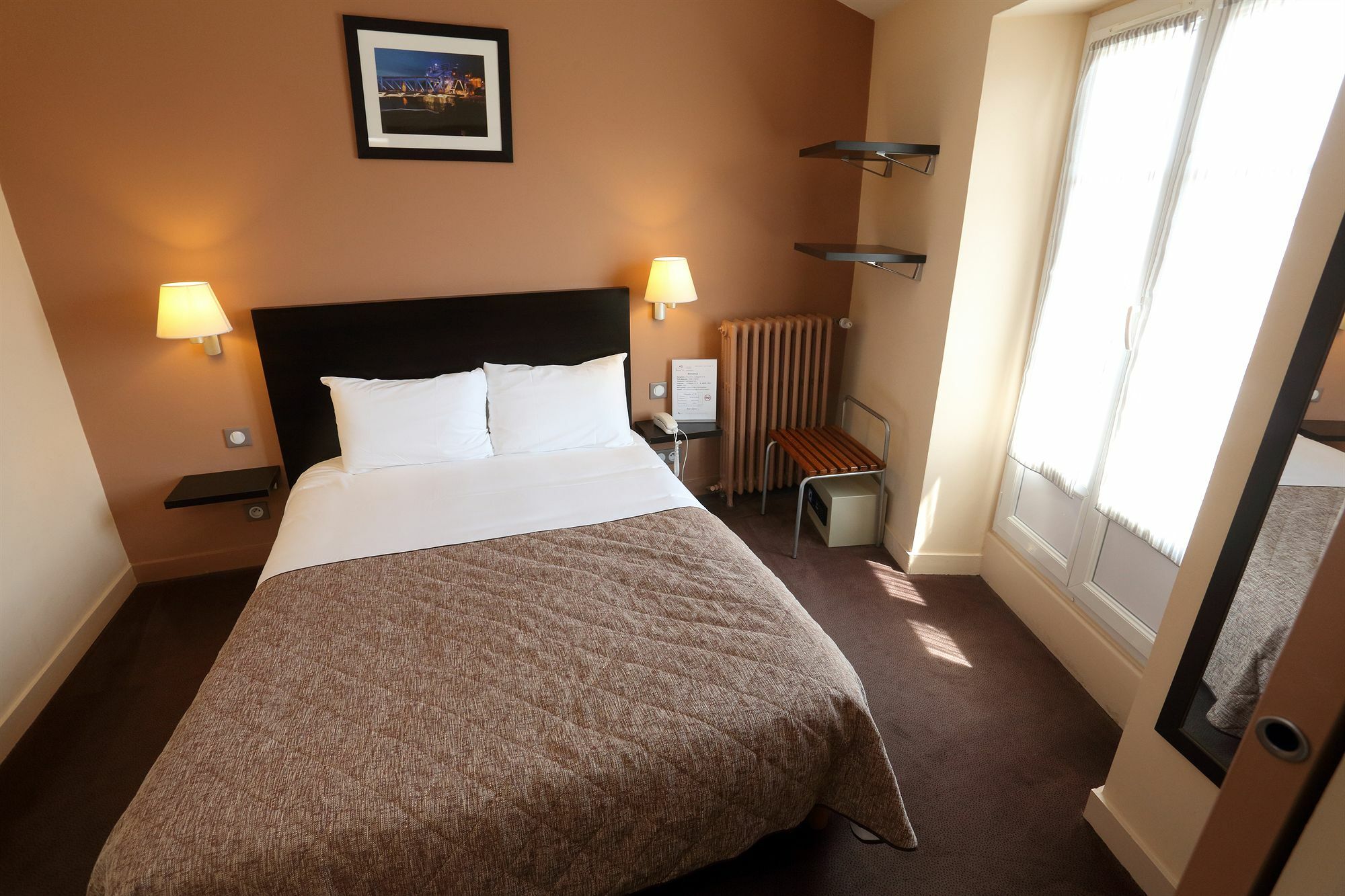 Hotel Le Bord'O Vieux Port ลาโรแชล ภายนอก รูปภาพ